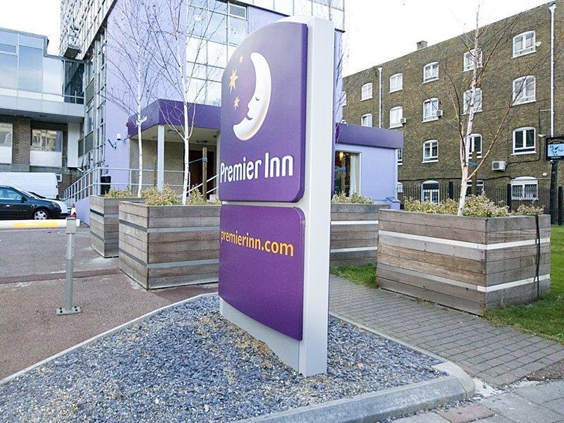 Premier Inn London Hammersmith Exterior foto