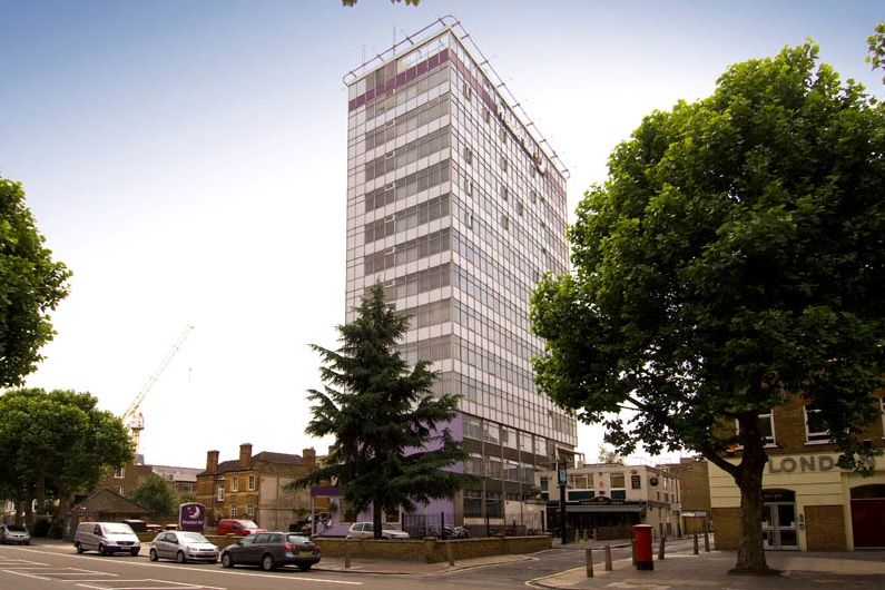 Premier Inn London Hammersmith Exterior foto